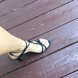 Jacqueline Ferrar heels